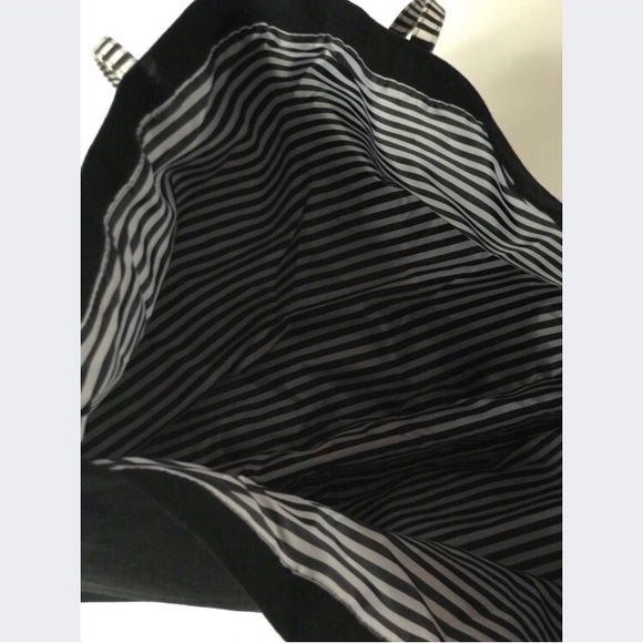 Victoria’s Secret Beach Tote - Picture 6 of 14